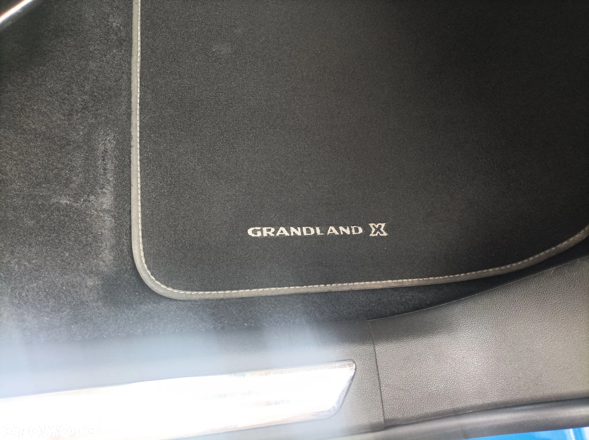 Opel Grandland X 2.0 CDTI Ultimate S&S - 25