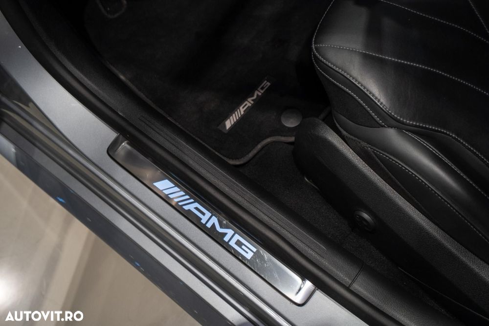 Mercedes-Benz C - 37