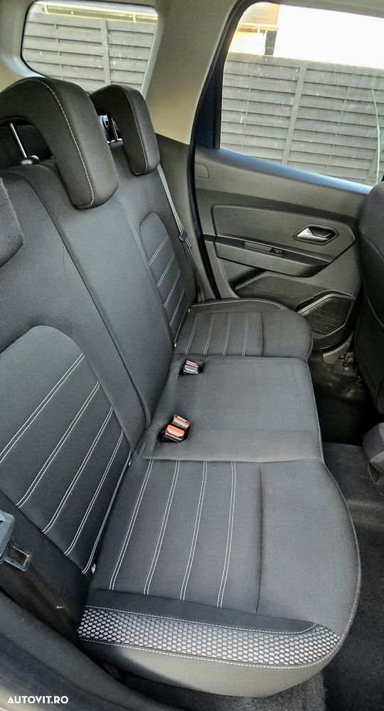 Dacia Duster SCe 115 2WD Prestige - 32
