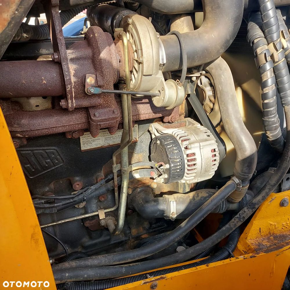 JCB - 10