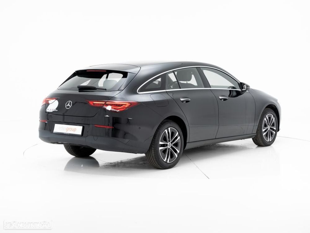 Mercedes-Benz CLA 250 e 8G-DCT - 4
