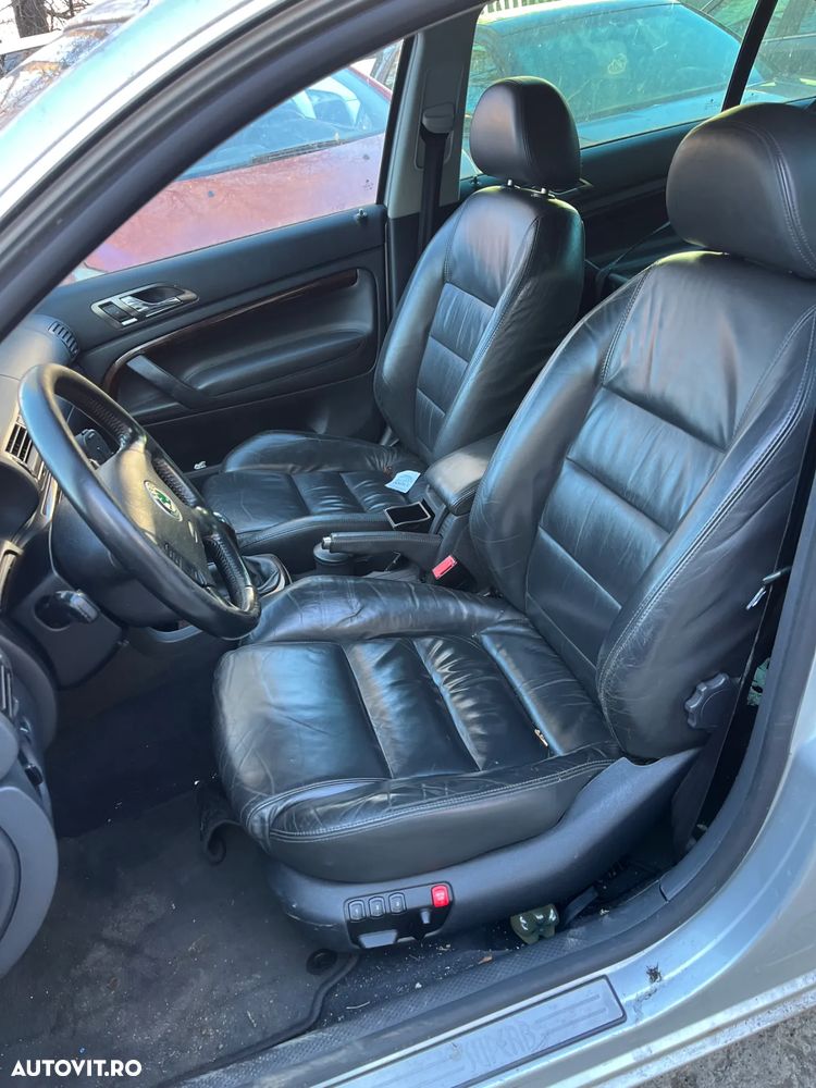 Dezmembrez Skoda Superb 1 gri argintiu 2,5 TDI 2004 - 7