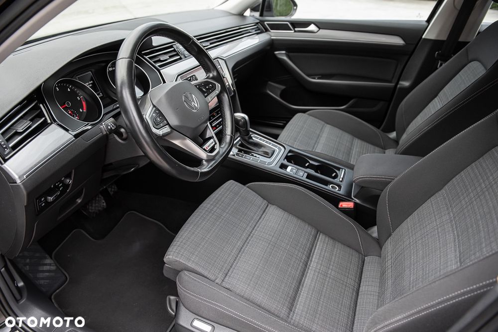 Volkswagen Passat 2.0 TDI SCR DSG 4Motion Business - 15