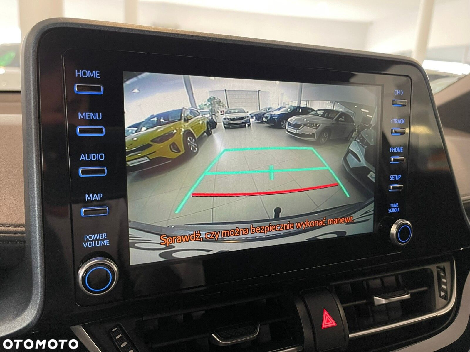 Toyota C-HR - 15