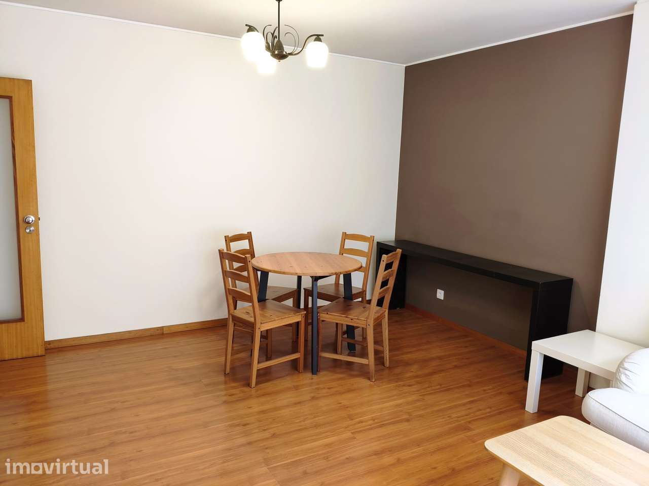 Arrendamento apartamento em rua do Professor Antão de Almeida Garrett - Grande imagem: 2/13