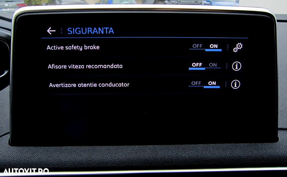 Peugeot 5008 PureTech 180 EAT8 Stop & Start GT Pack - 31