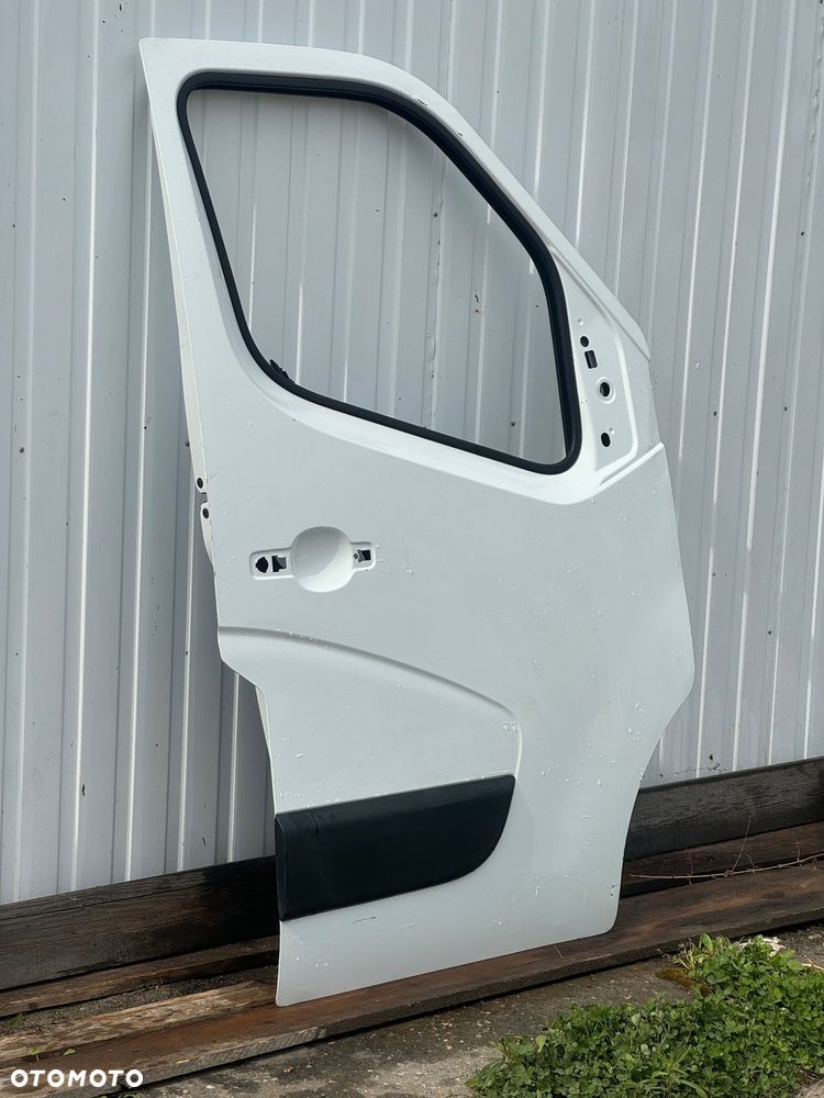Drzwi Renault Master III / PRAWY PRZÓD