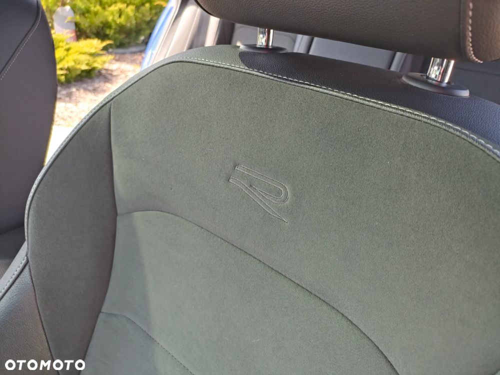 Volkswagen Arteon 2.0 TDI SCR R-Line DSG - 22