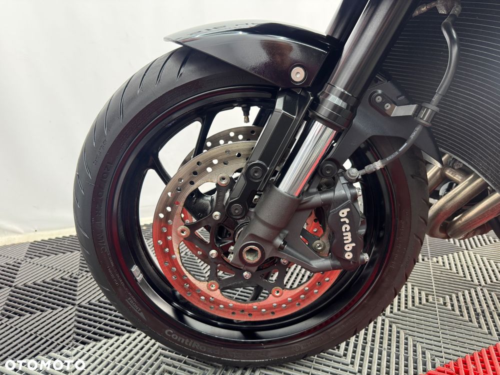 Suzuki GSX - 9