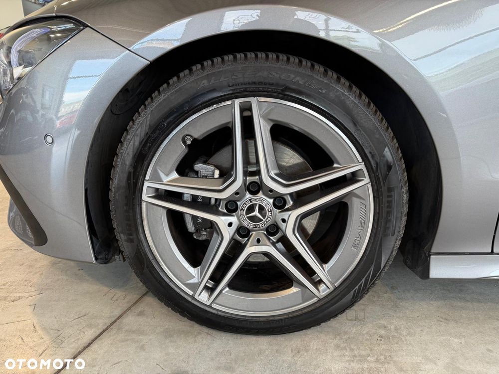 Mercedes-Benz CLA 180 7G-DCT Edition AMG Line - 28