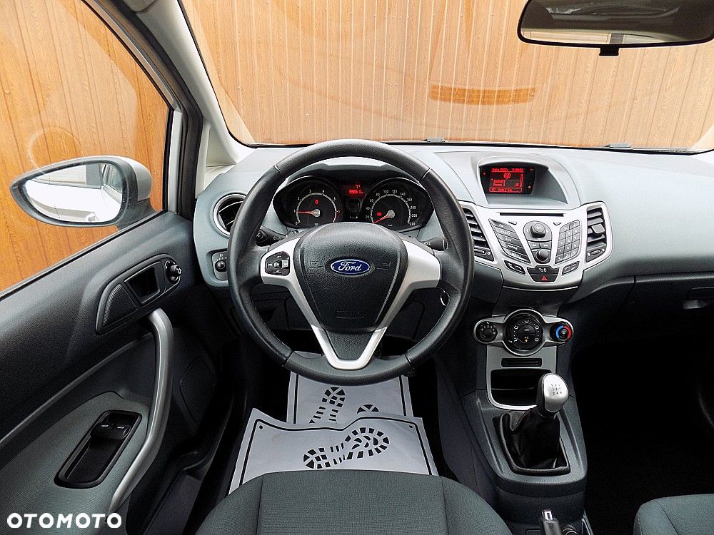 Ford Fiesta 1.25 Champions Edition - 12