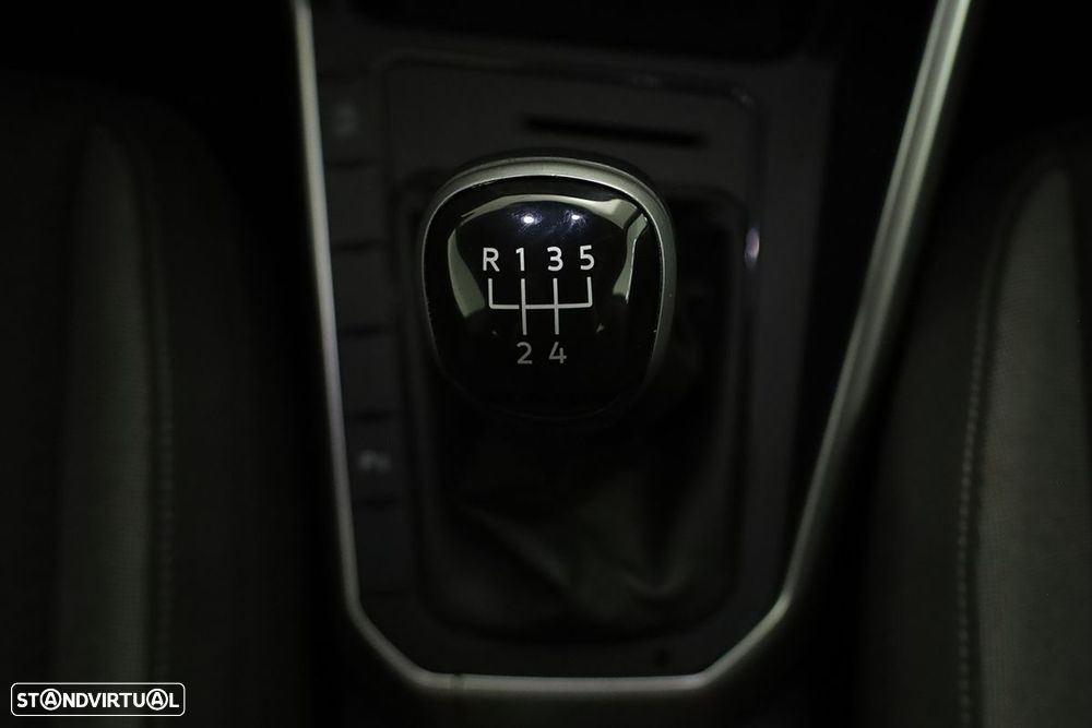 VW Taigo 1.0 TSI Urban - 13