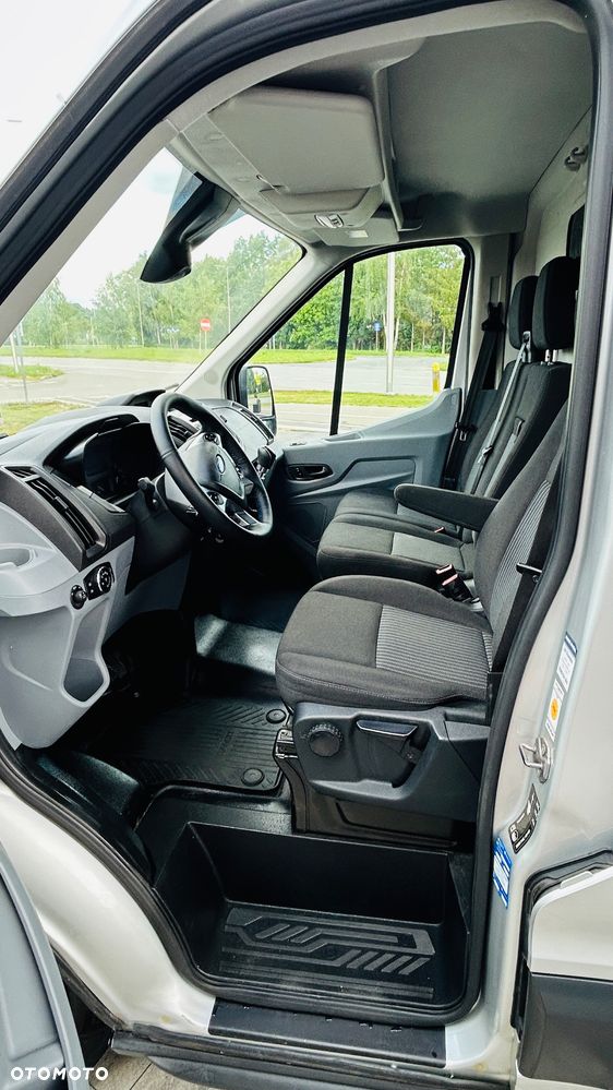 Ford Transit - 28