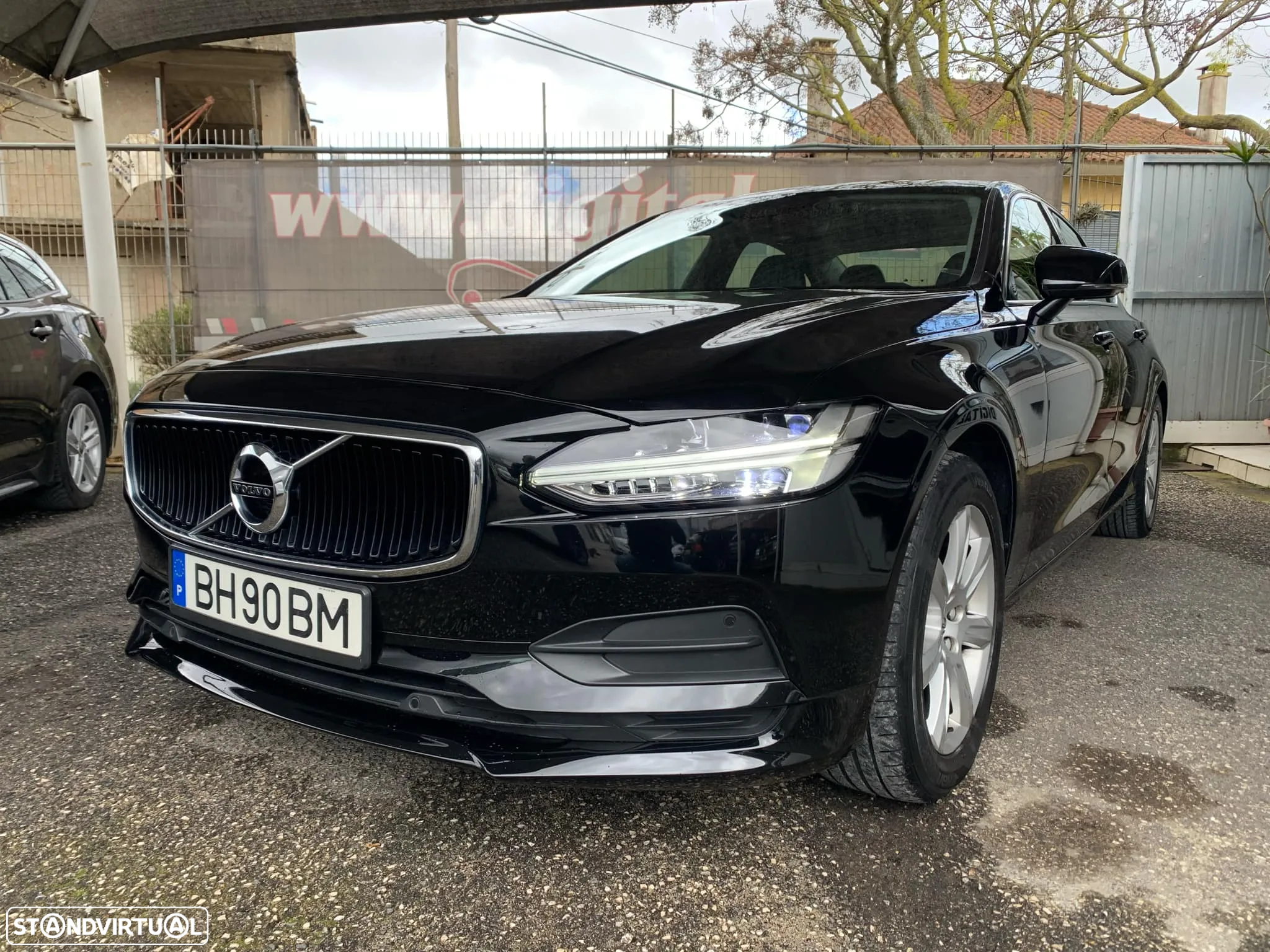 Volvo S90 2.0 D4 Momentum Plus Geartronic - 9