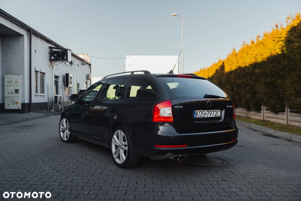Skoda Octavia 2.0 TSI RS - 7
