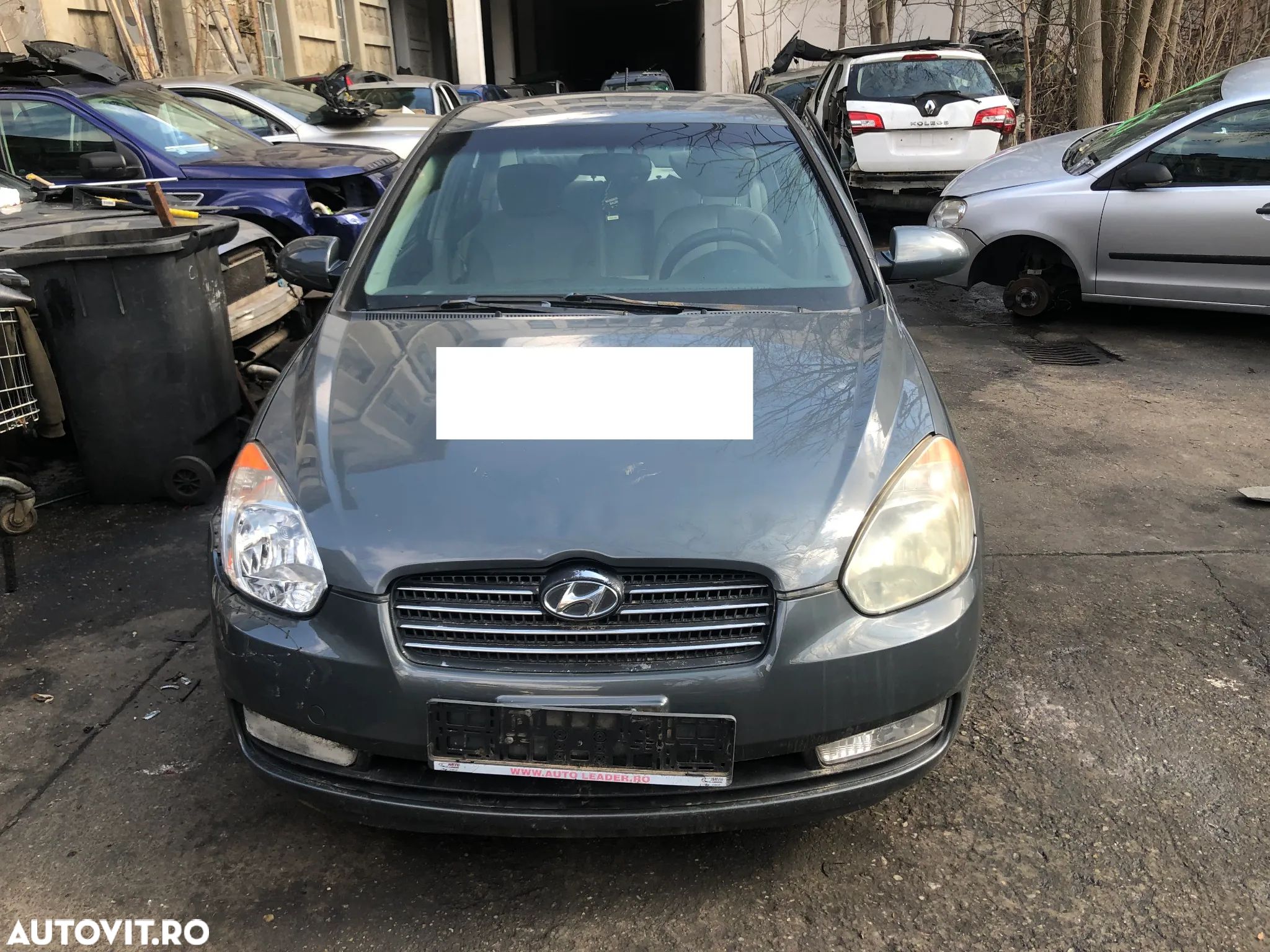 Dezmembrez Hyundai Accent 3 2007 gri 1,5 CRDI - 1