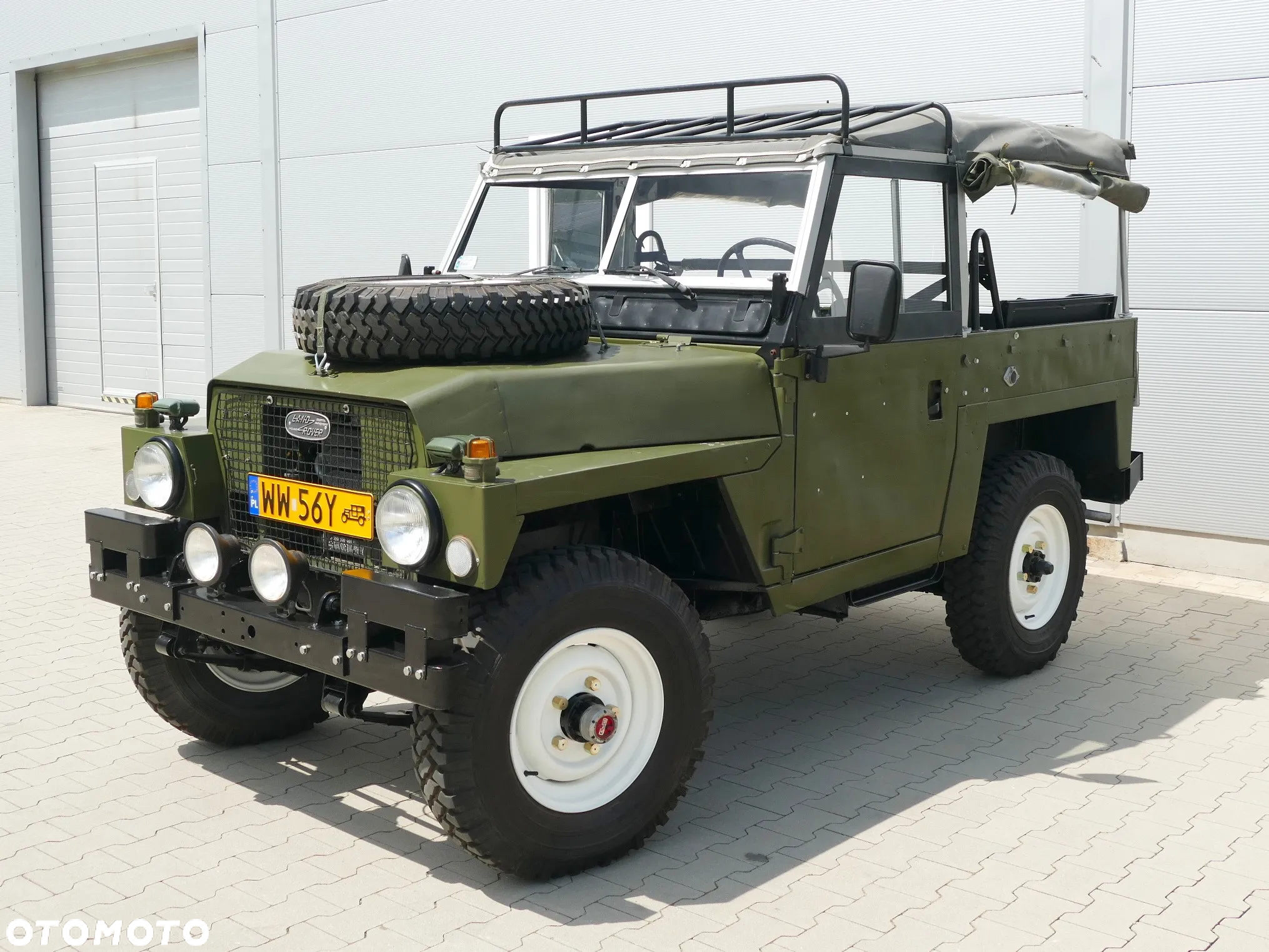 Land Rover Inny - 12