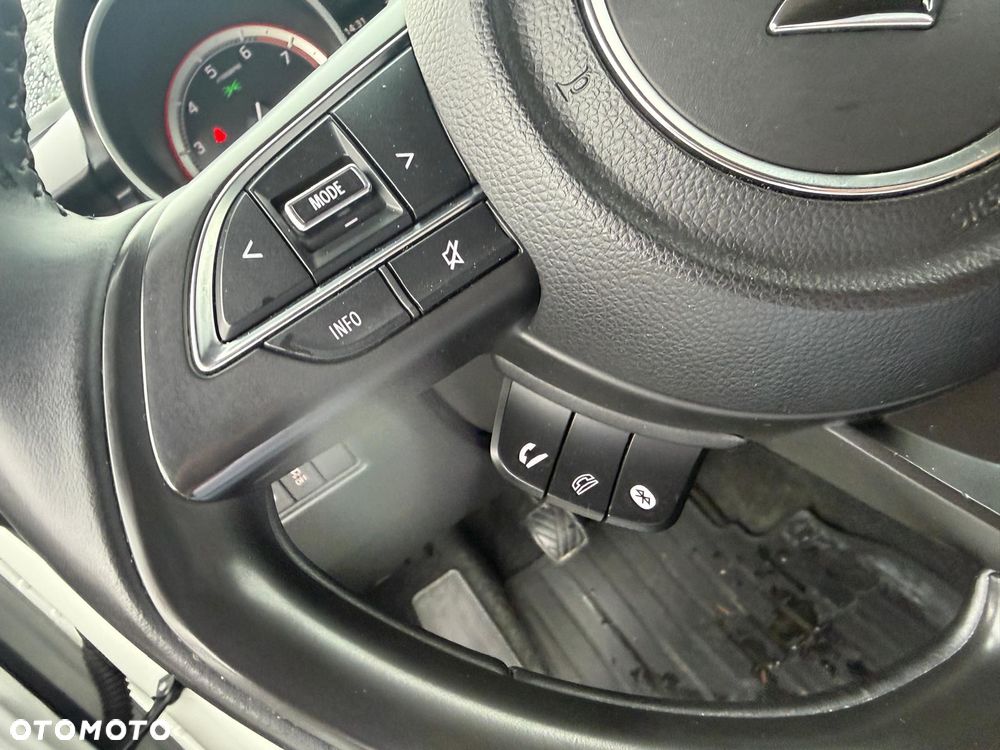 Suzuki Swift 1.2 Dualjet SHVS Premium - 40