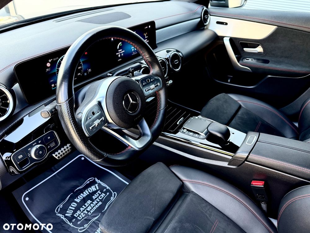 Mercedes-Benz CLA 220 d AMG Line 8G-DCT - 24