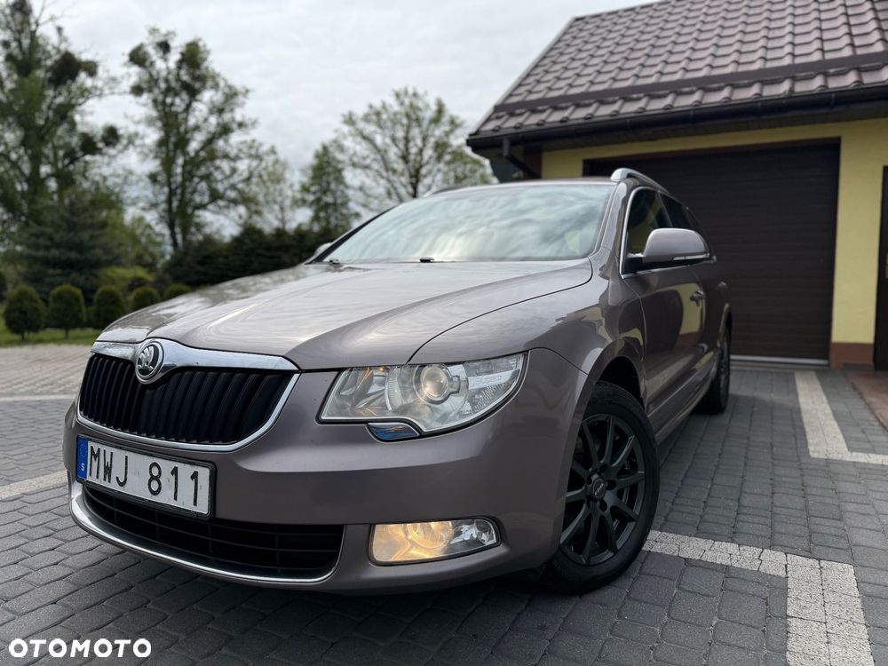Skoda Superb 2.0 TDI DSG Elegance - 9
