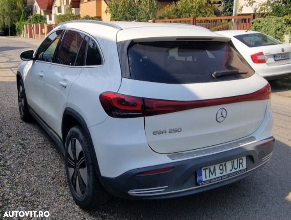 Mercedes-Benz EQA 250 - 3