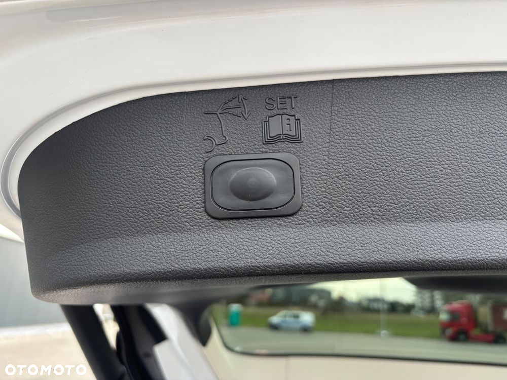 Ford Kuga 1.6 EcoBoost 2x4 SYNC - 20