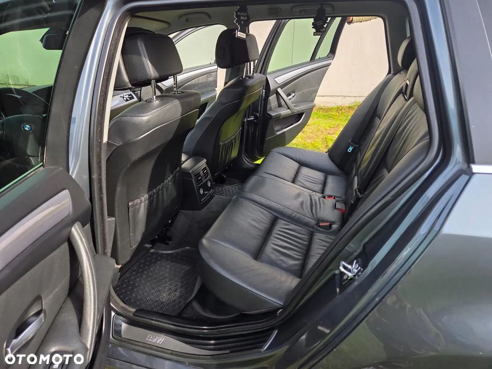 BMW Seria 5 530d - 12