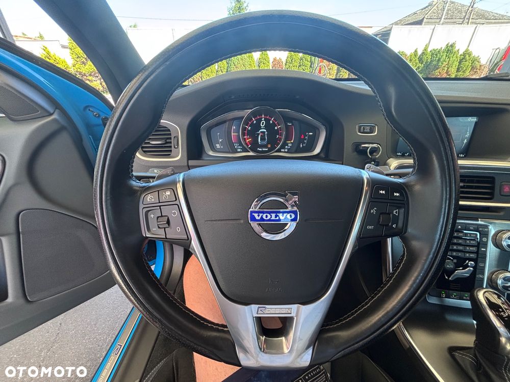 Volvo S60 T6 AWD R-Design Summum - 10