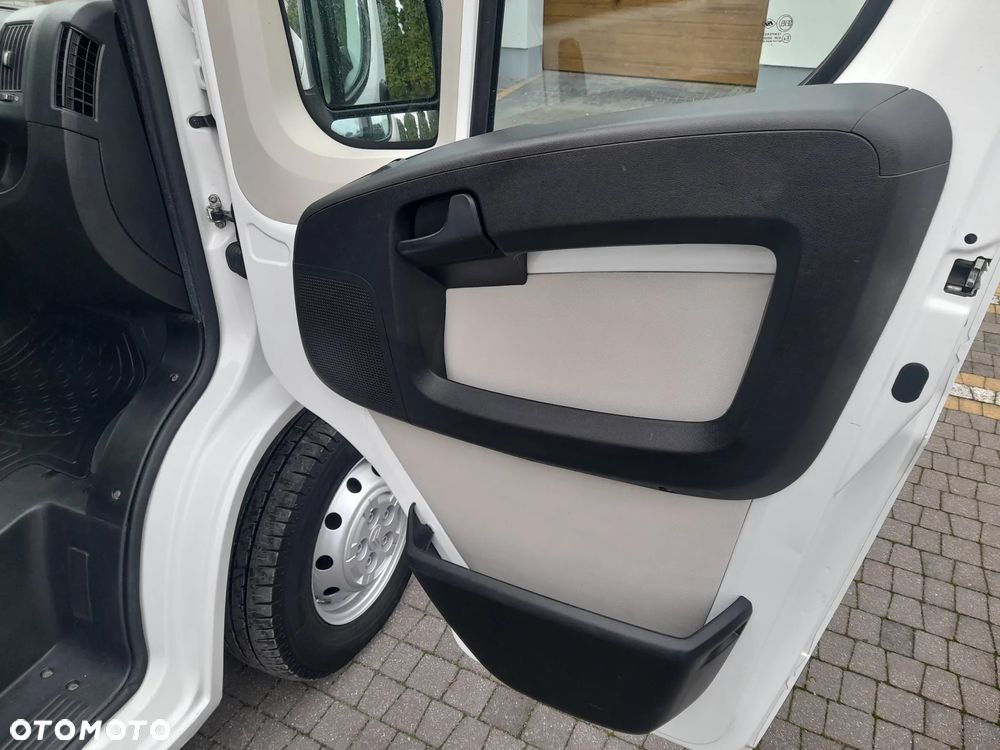 Citroën Jumper 33 L2H2 Confort - 17