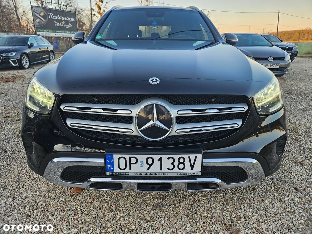 Mercedes-Benz GLC 300 e 4-Matic - 33