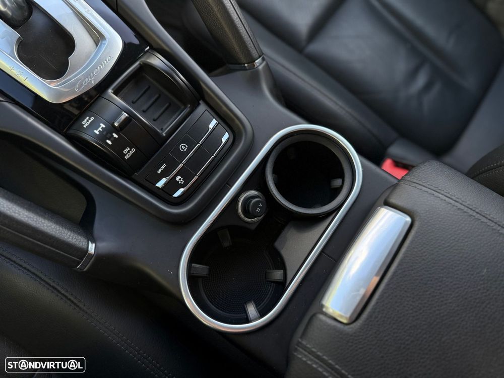 Porsche Cayenne Platinum Edition - 55