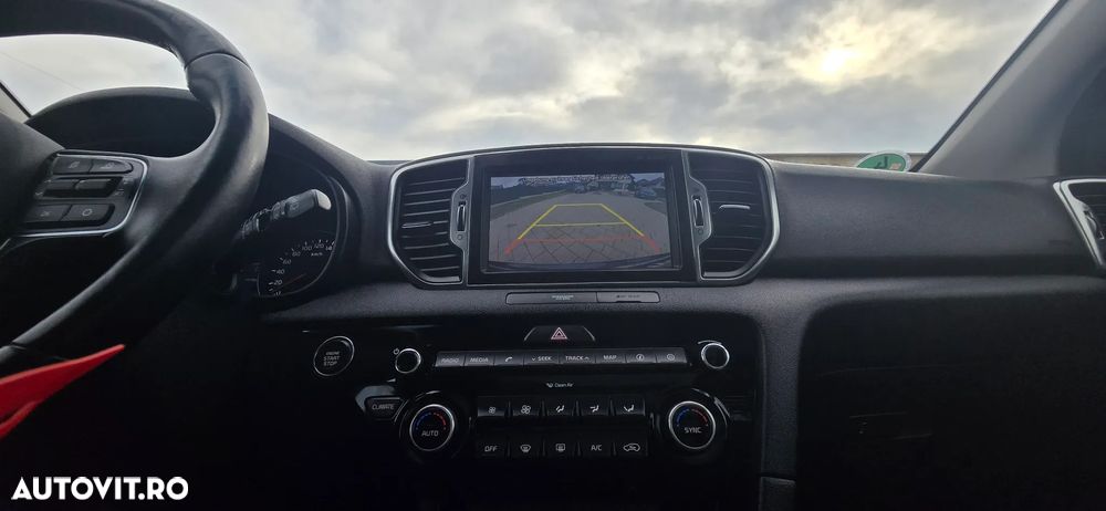 Kia Sportage 2,0 CRDI AWD Aut. Platinum - 31