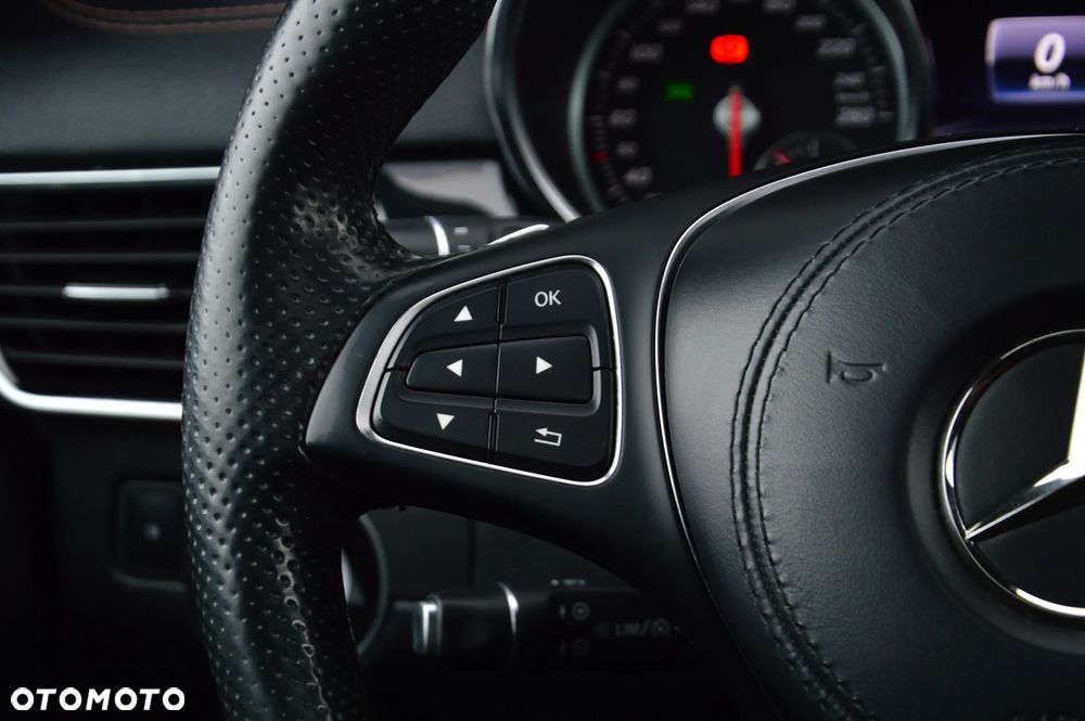 Mercedes-Benz GLS 350 d 4-Matic - 30