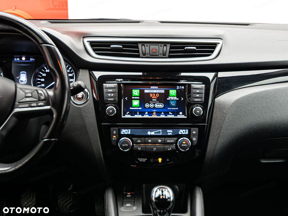 Nissan Qashqai 1.3 DIG-T N-Connecta - 17