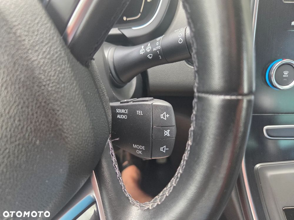 Renault Scenic - 12