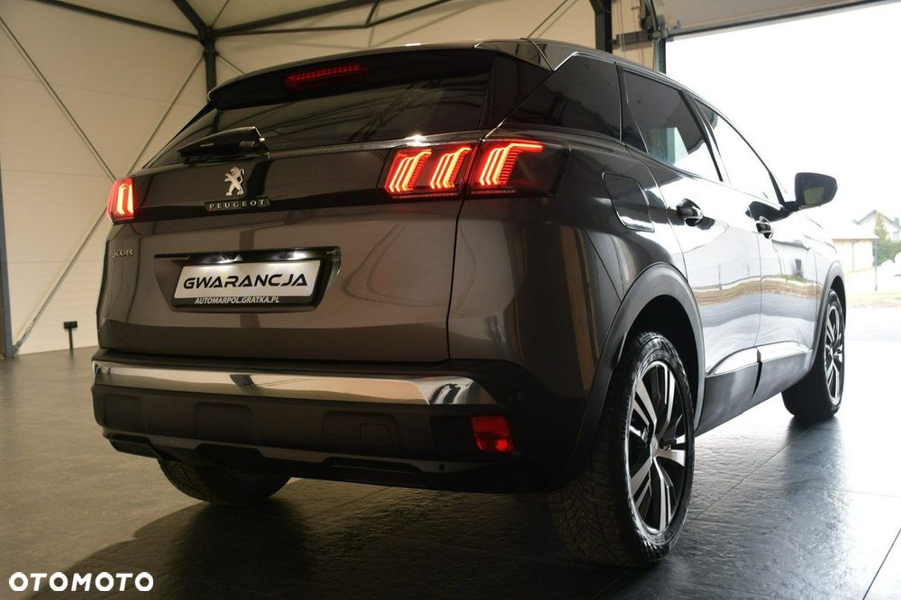 Peugeot 3008 1.2 PureTech Allure S&S - 5