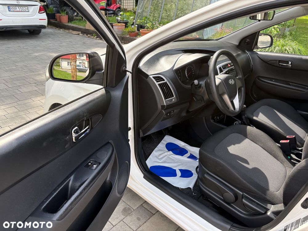 Hyundai i20 1.2 Trend - 20