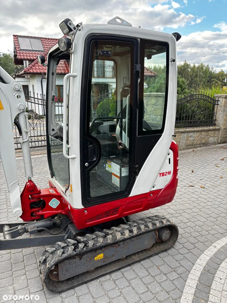 Takeuchi Tb216 - 14