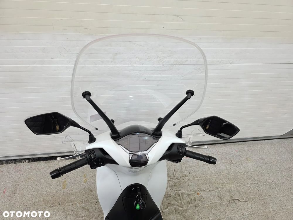 Honda SH - 27