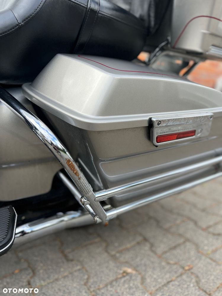 Harley-Davidson Touring Electra Glide - 24