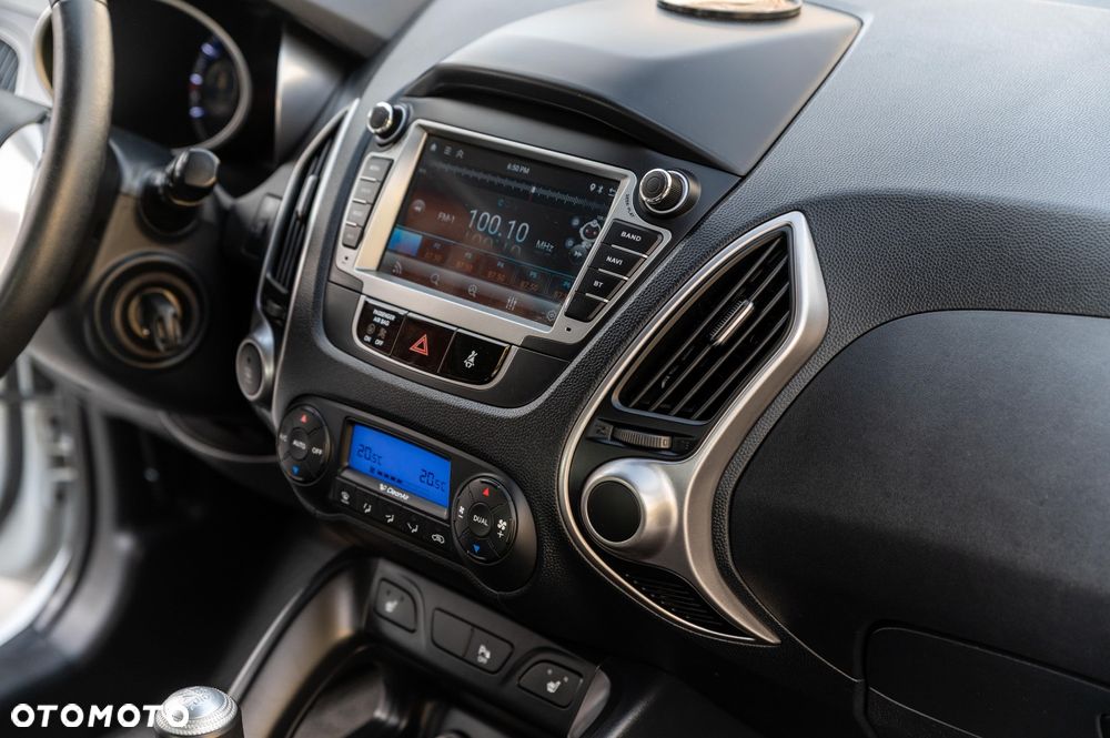 Hyundai ix35 2.0 Premium 2WD - 26