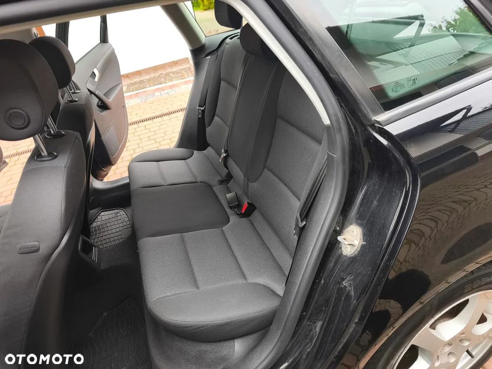 Audi A3 Sportback 1.6 Attraction - 23