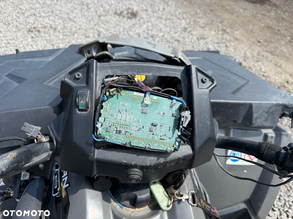 Polaris Sportsman - 9