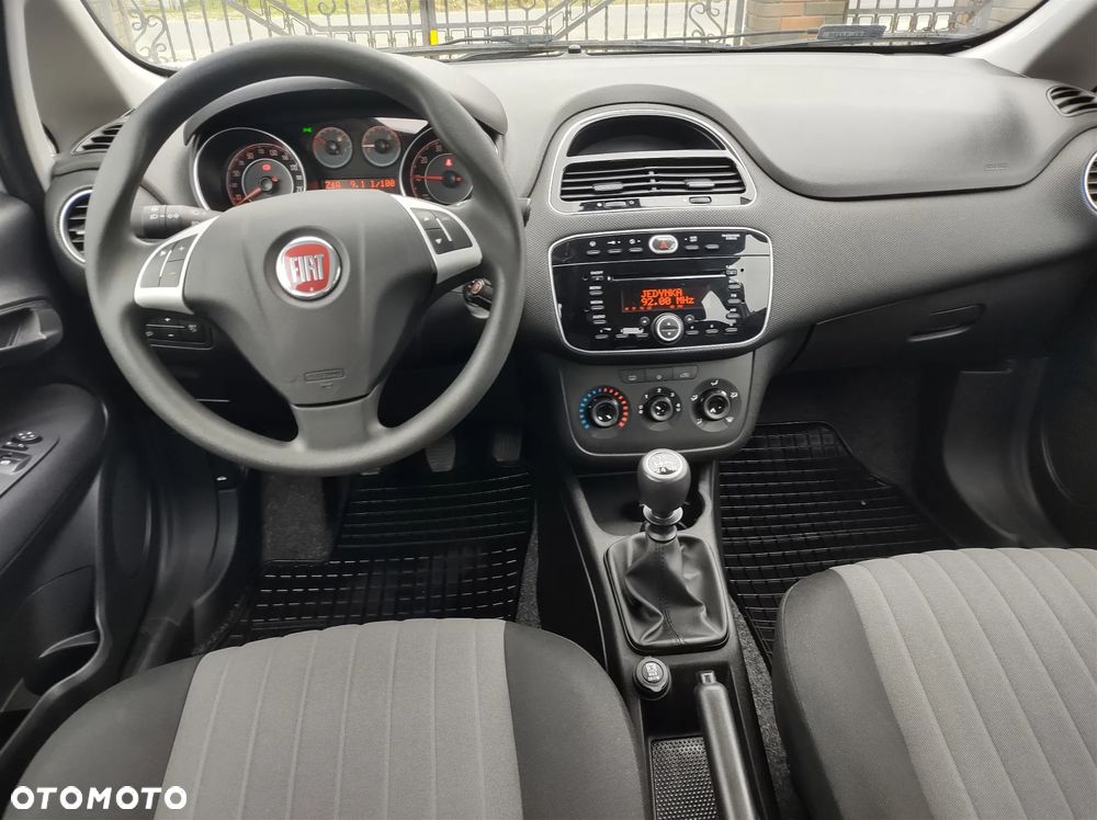 Fiat Punto 1.4 Young - 10