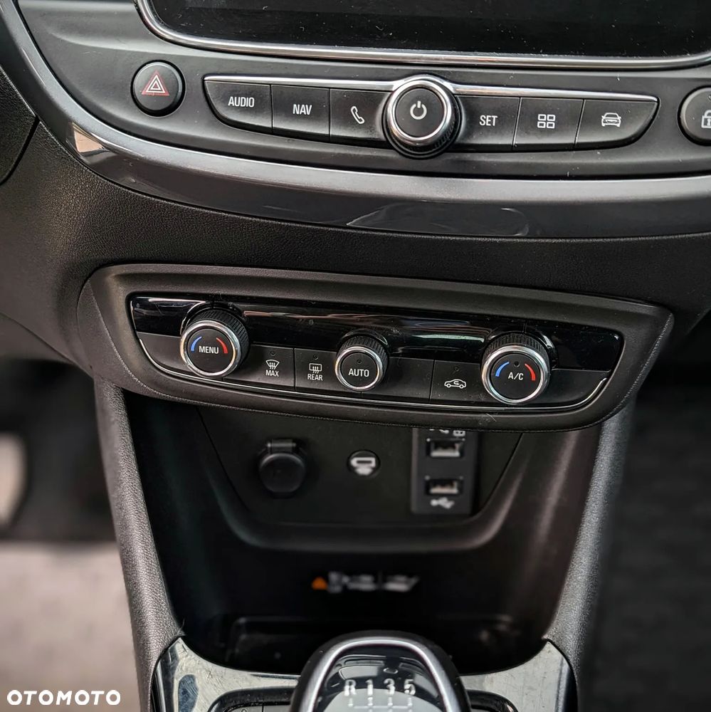 Opel Crossland X 1.2 T Elite S&S - 11