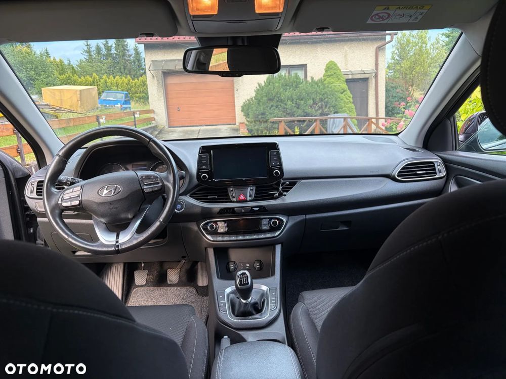 Hyundai i30 1.6 CRDi Premium - 9