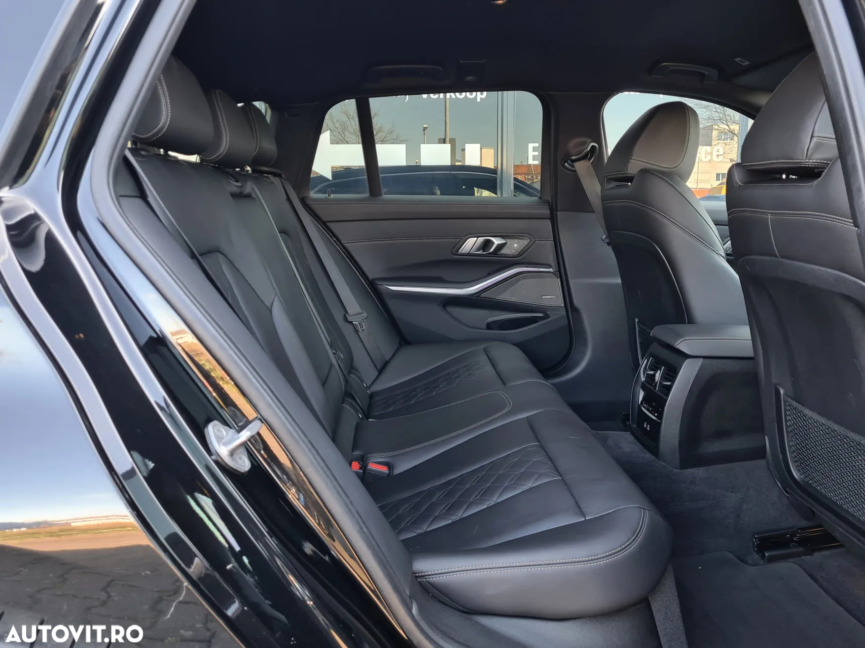 BMW Seria 3 330e Touring xDrive Aut. Luxury Line - 15