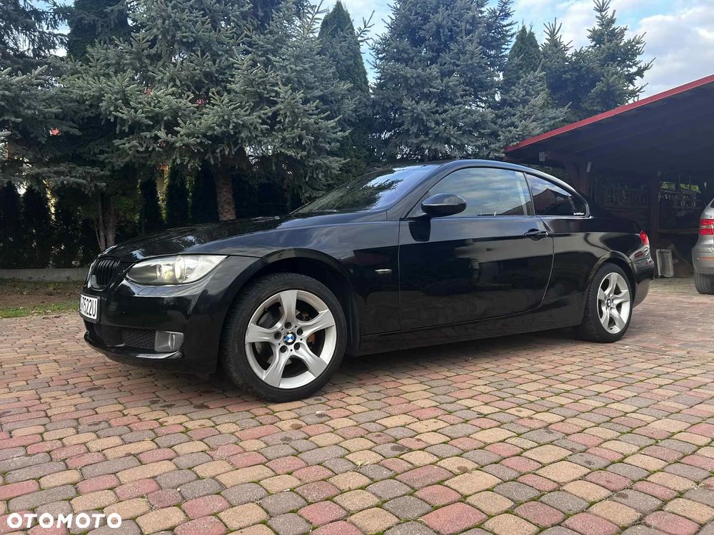BMW Seria 3 320i - 3