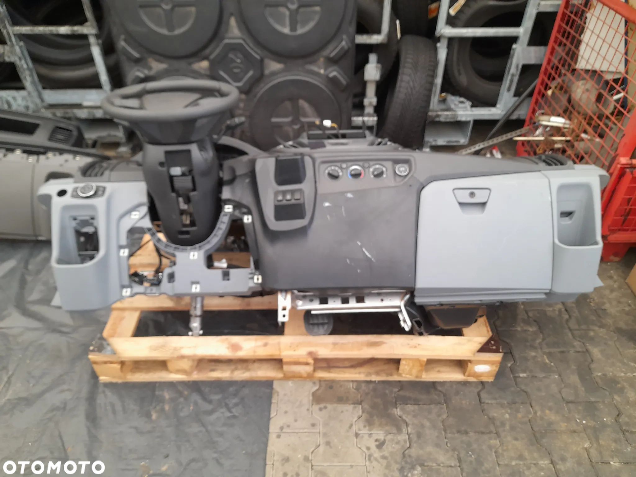 Deska rozdzielcza konsola Ford Transit MK8 - 1