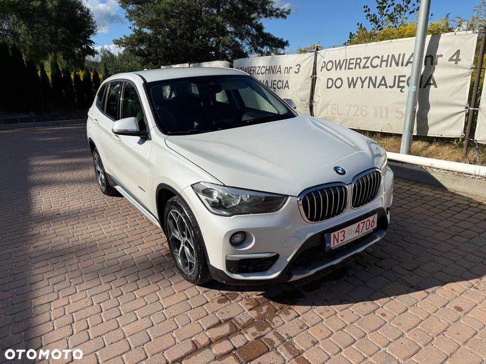 BMW X1 xDrive18d Sport Line - 1
